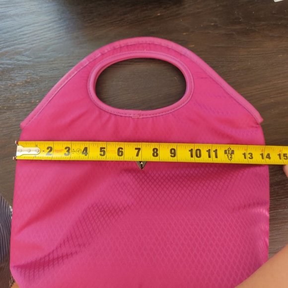 Guesse Handbag - Picture 5 of 6